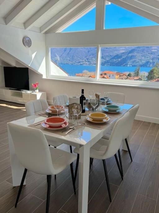 Apt. Aries - Penthouse Менаджо Экстерьер фото